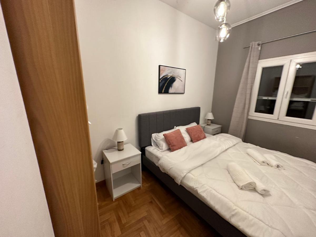 Aiolos Glyfada Luxury Vip 4 * Athens